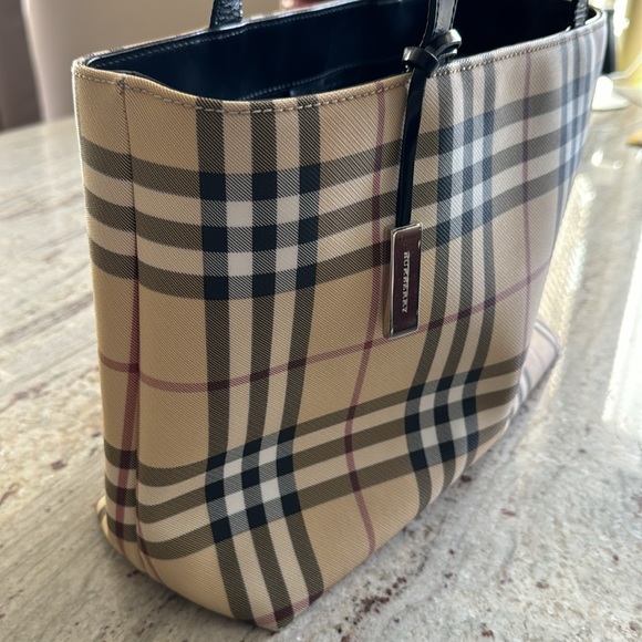 EUC AUTHENTIC Burberry nova check coated canvas handbag - Picture 3 of 16